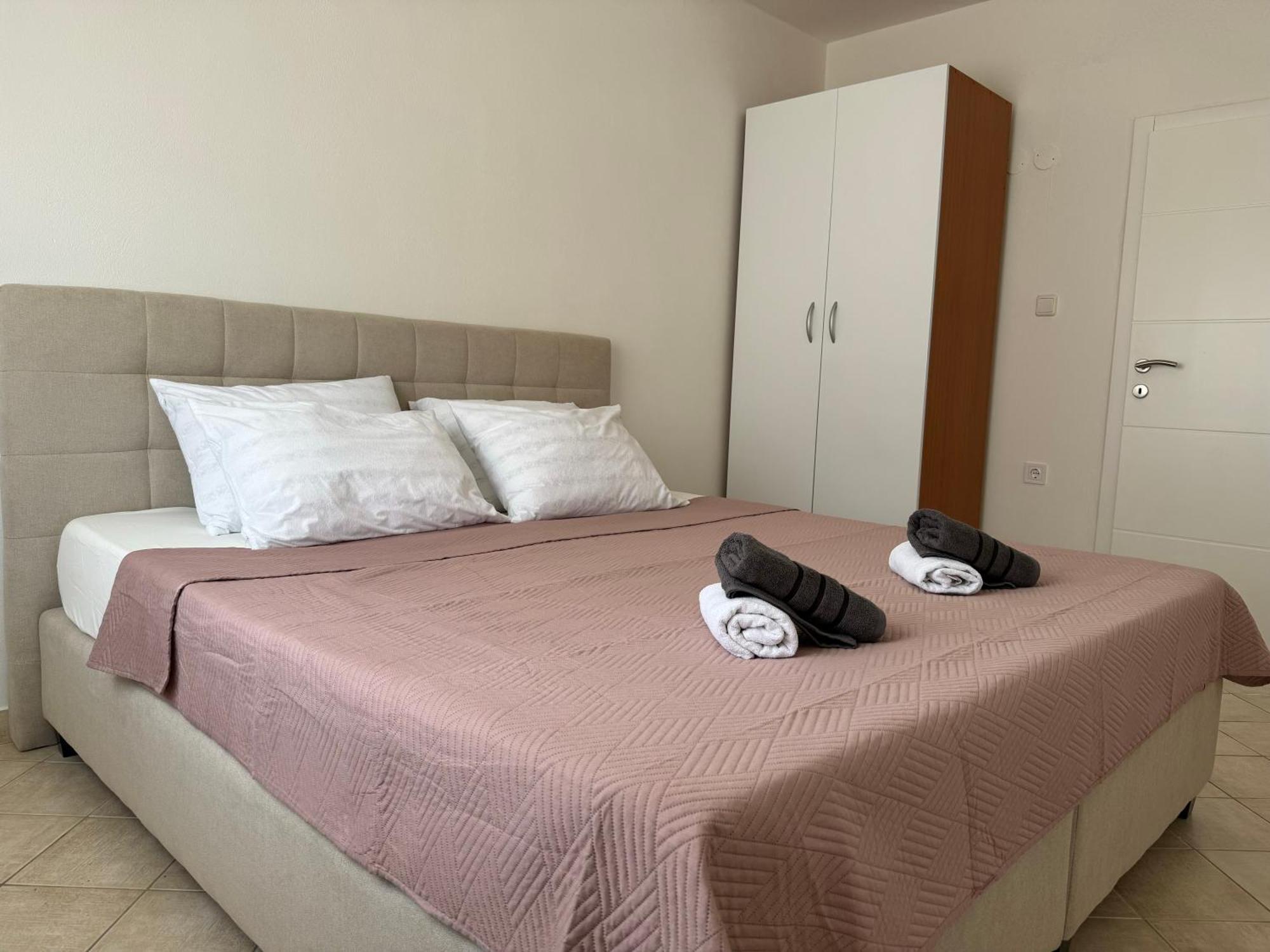 Apartmani Ivano Vir Εξωτερικό φωτογραφία